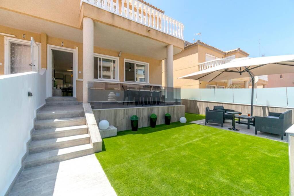 Villa-Capricho Playa - Zeus Torrevieja Exterior photo